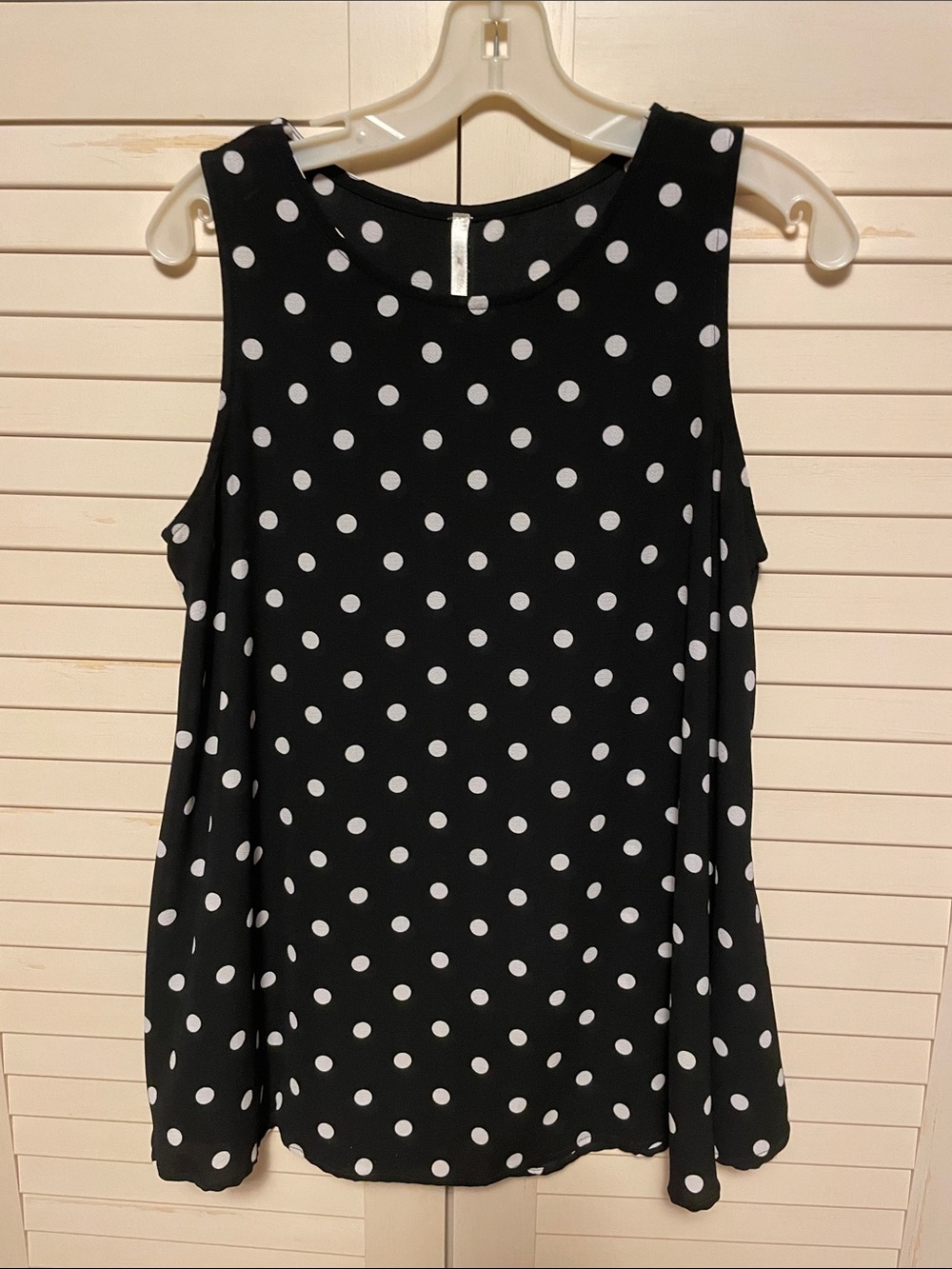 42 Pops Black and White Polka Dot Sleeveless top